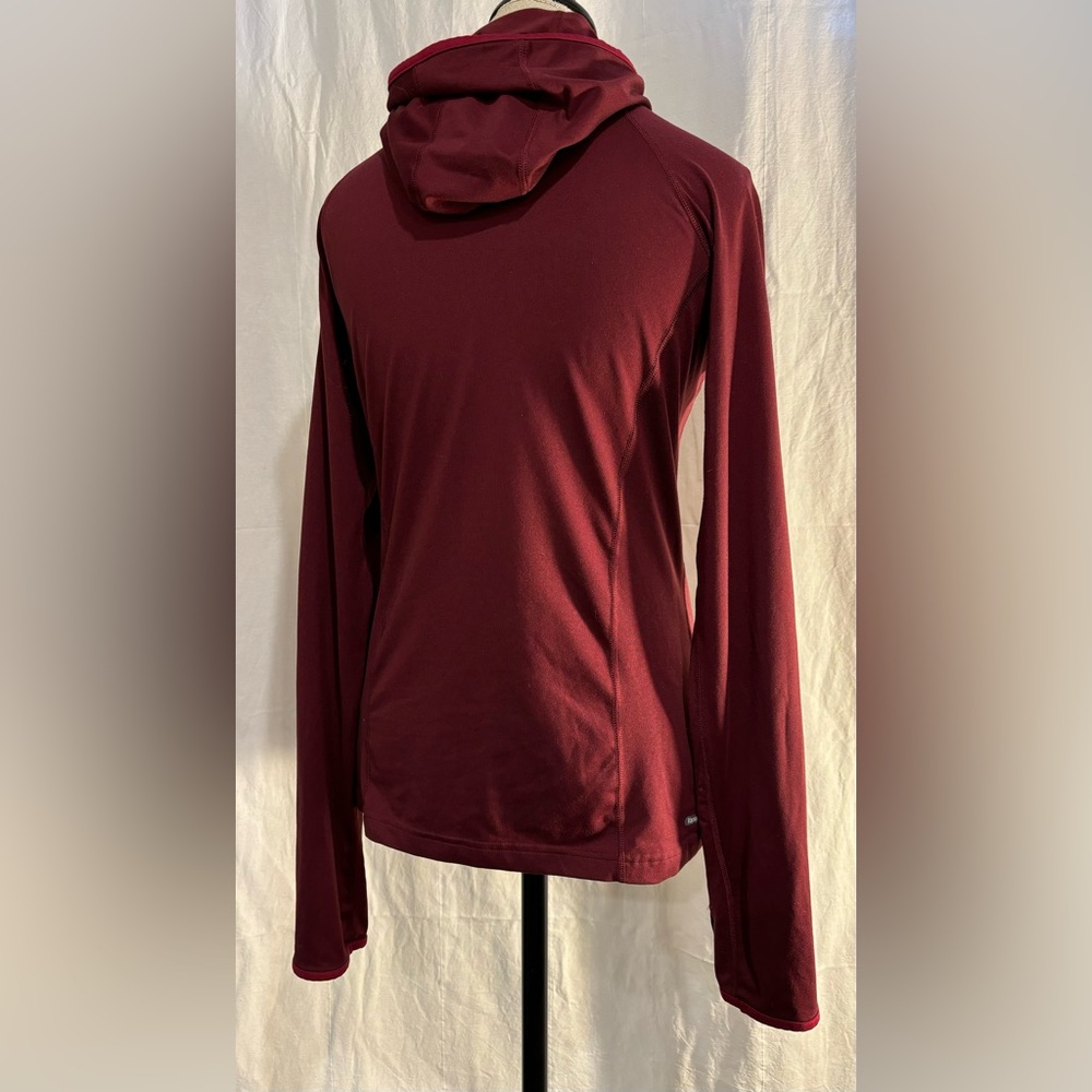 The North Face Women's Maroon Hooded Long-Sleeve Pullover - Picture 7 of 11